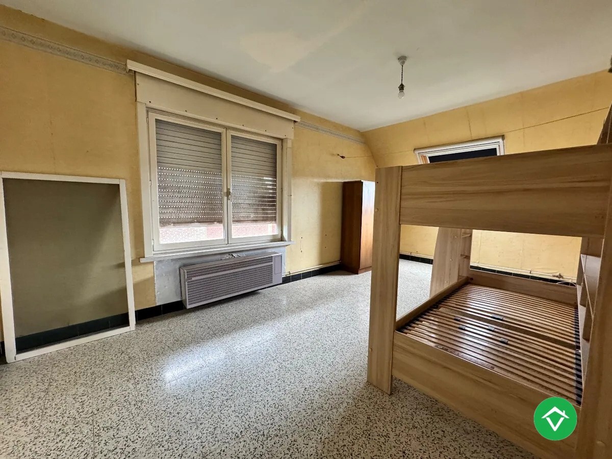 Alleenstaande woning met 3 slaapkamers en garage te Kortemark 