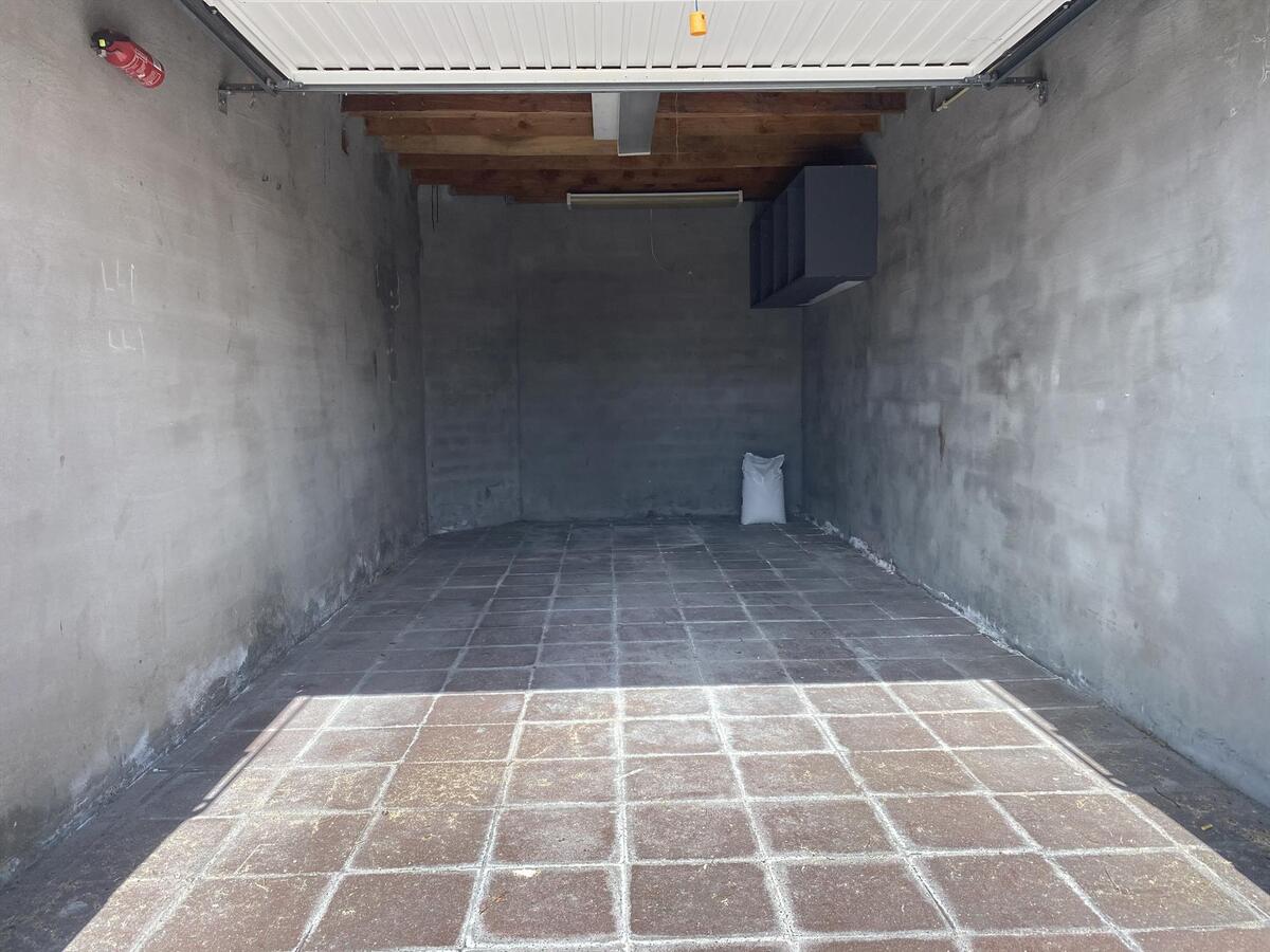 Gemetste garage te Bredene 