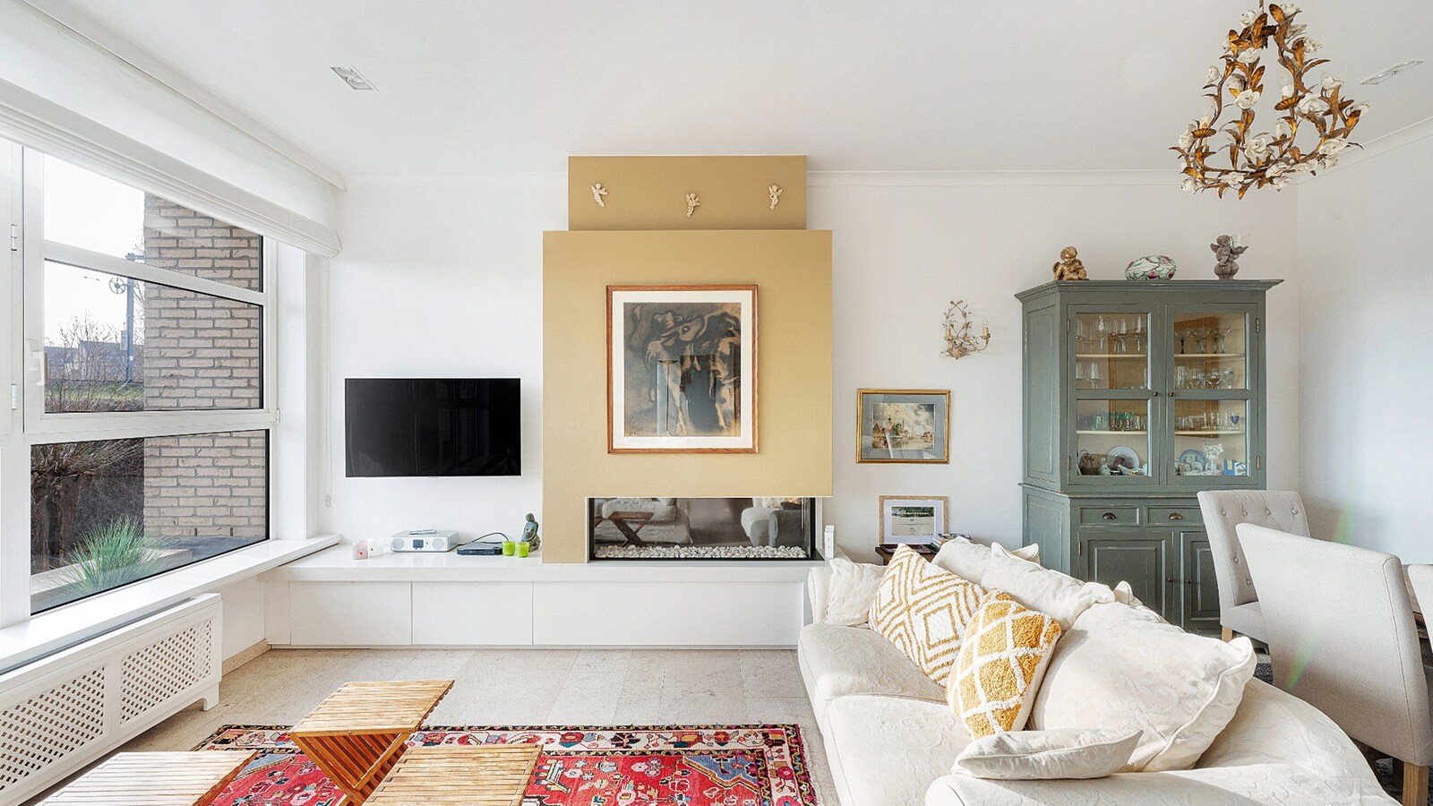 Ruime gezinswoning met inpandige garage en gezellige tuin. 