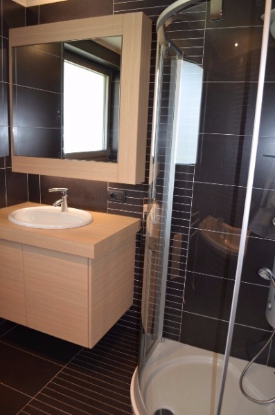 Solide villa afgewerkt met duurzame materialen te Adegem 