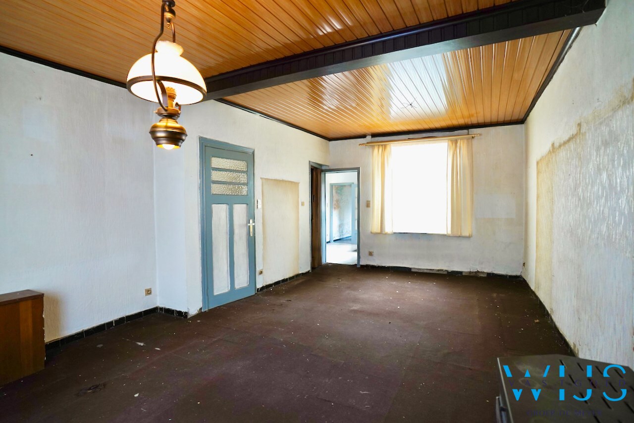 Interessant renovatieproject in hartje Assenede ! 