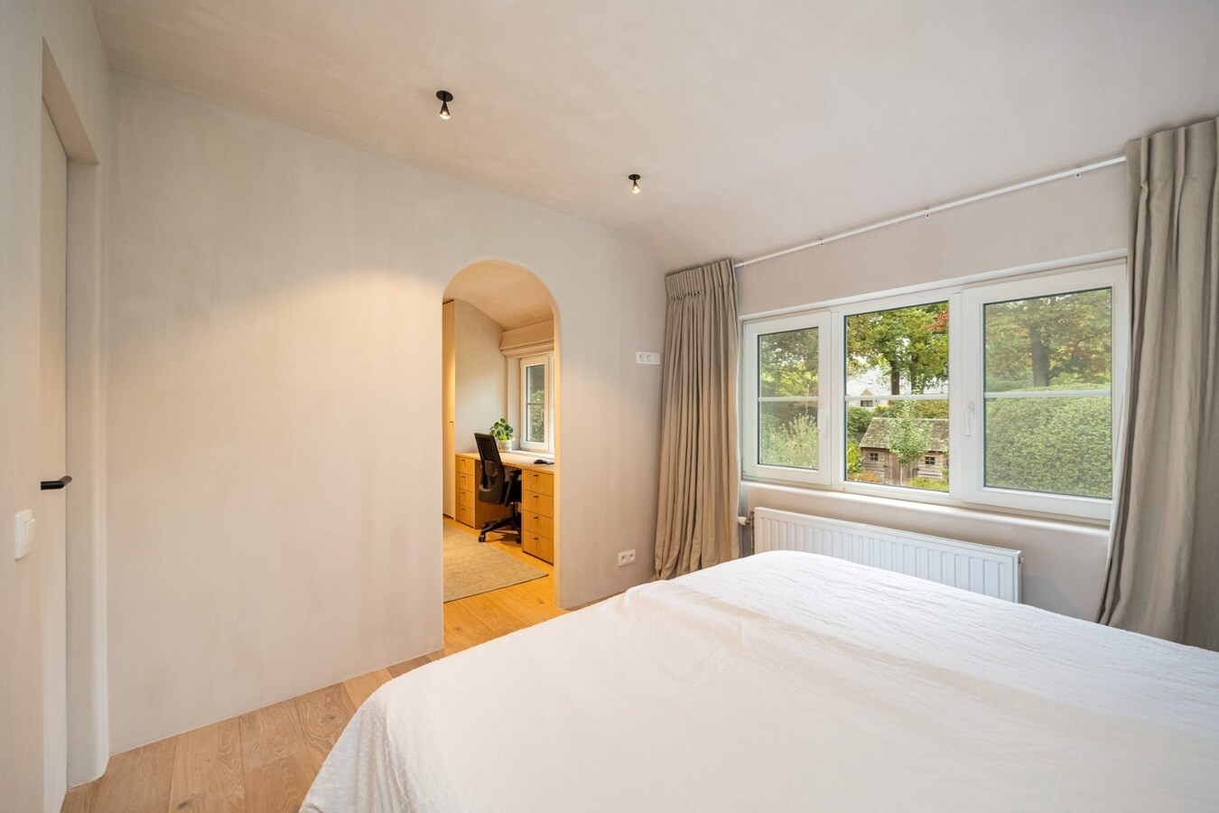 Prachtige villa met sublieme tuin op toplocatie in Schoten 