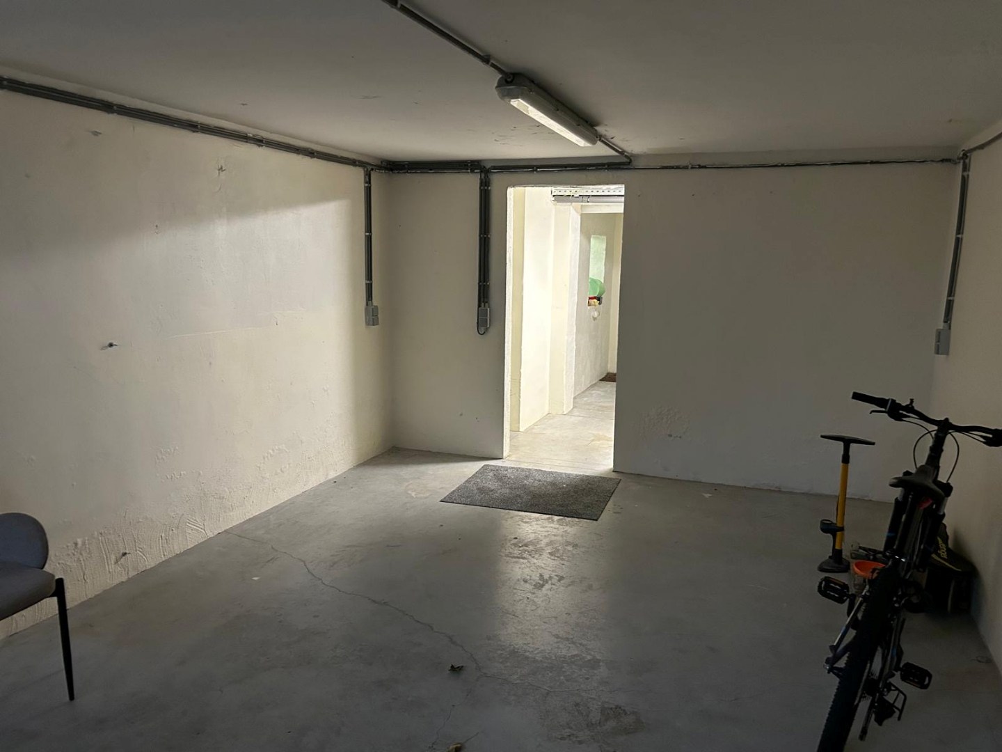 Ruime en gerenoveerde stadswoning met 5 slaapkamers, garage en twee badkamers in hartje Blankenberge 