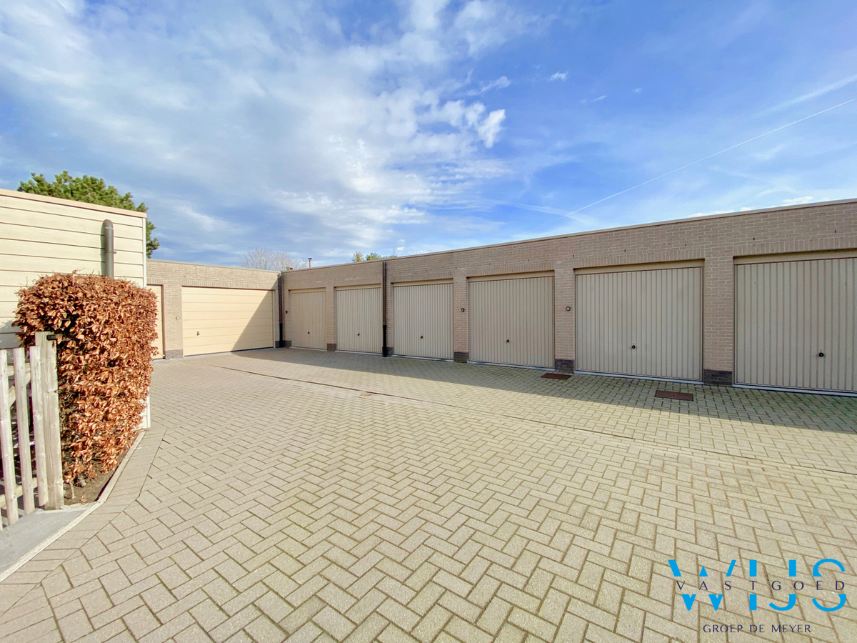 Instapklaar gelijkvloersappartement MET garage in hartje Ertvelde! 