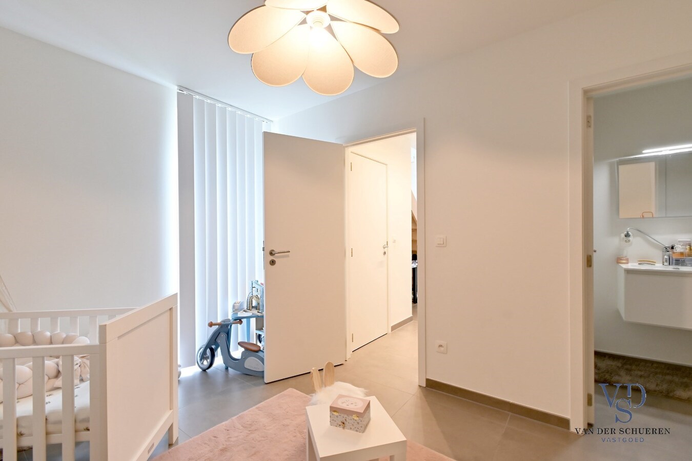 Unieke woning mét tuin in Eke. 