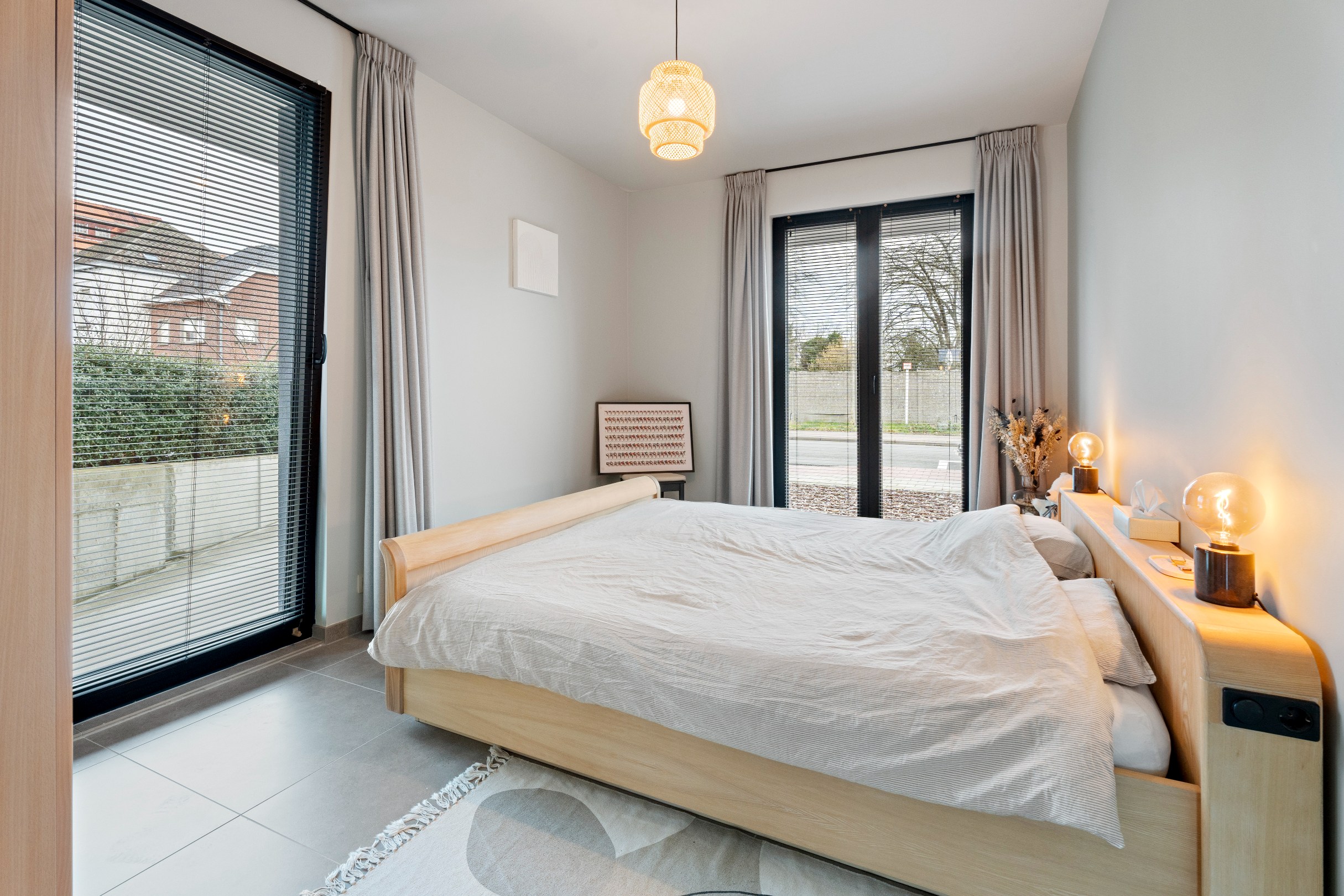 Gelijkvloers appartement met terras en tuin 