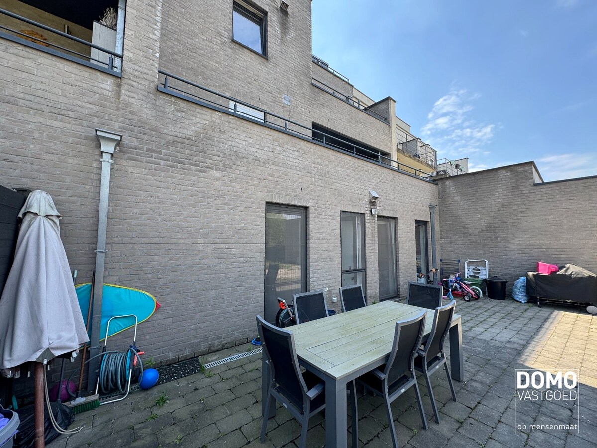 Gelijkvloers appartement met tuin en ondergrondse garage te Kermt - energielabel B -121m² bewoonbare oppervlakte 