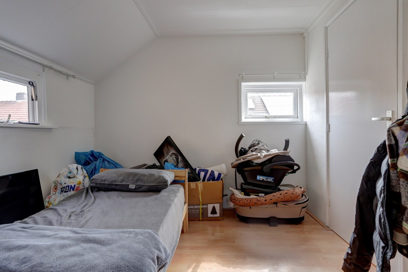 DIT BETREFT EEN WONING MET BIEDEN VANAF PRIJS  € 350.000 K.K. 