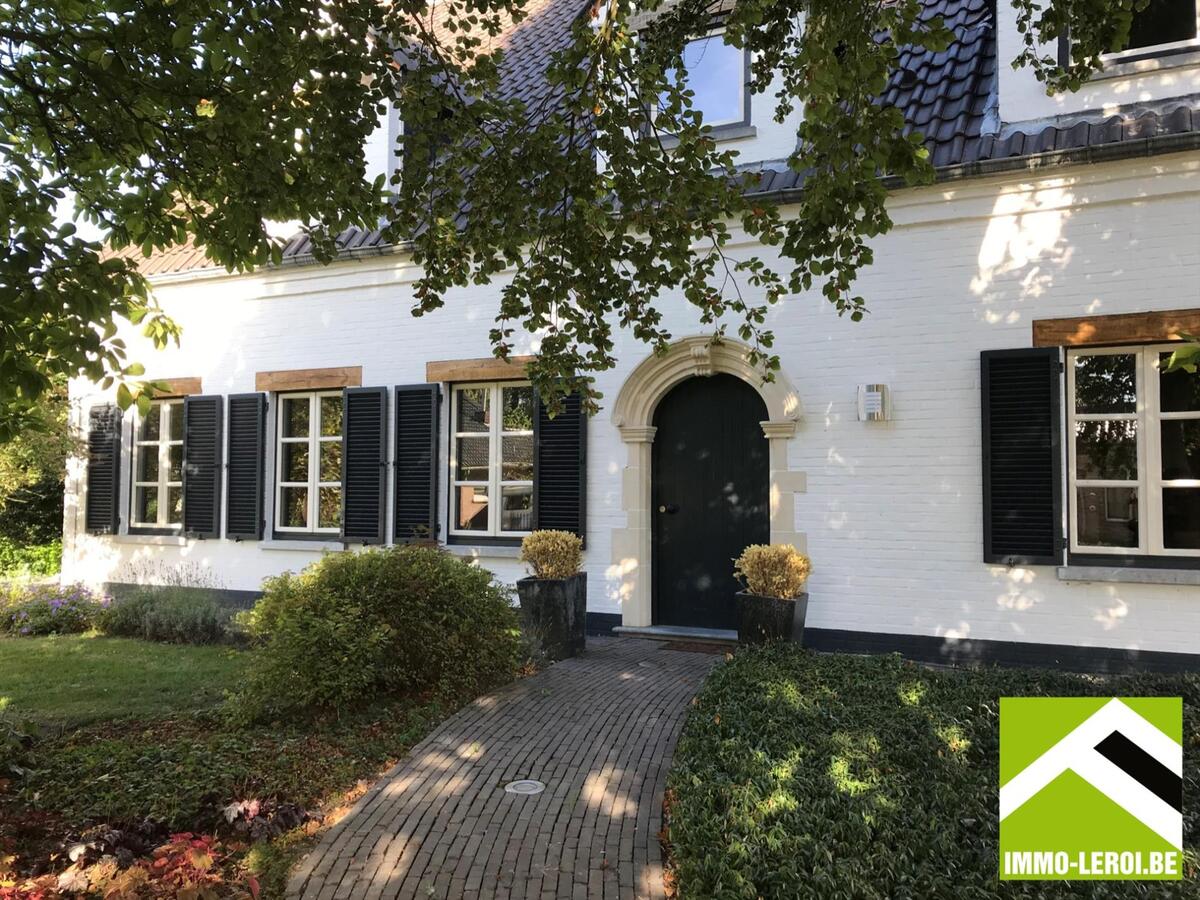 Verkocht villa - Lauw