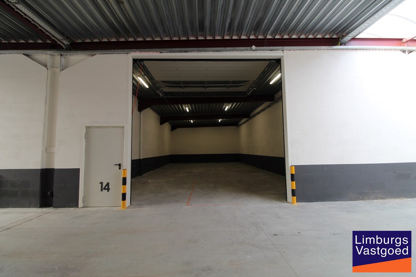 SLAKWEIDESTR. - KMO UNIT 14 - 147 m² - sectionaal poort - nabij E-314 