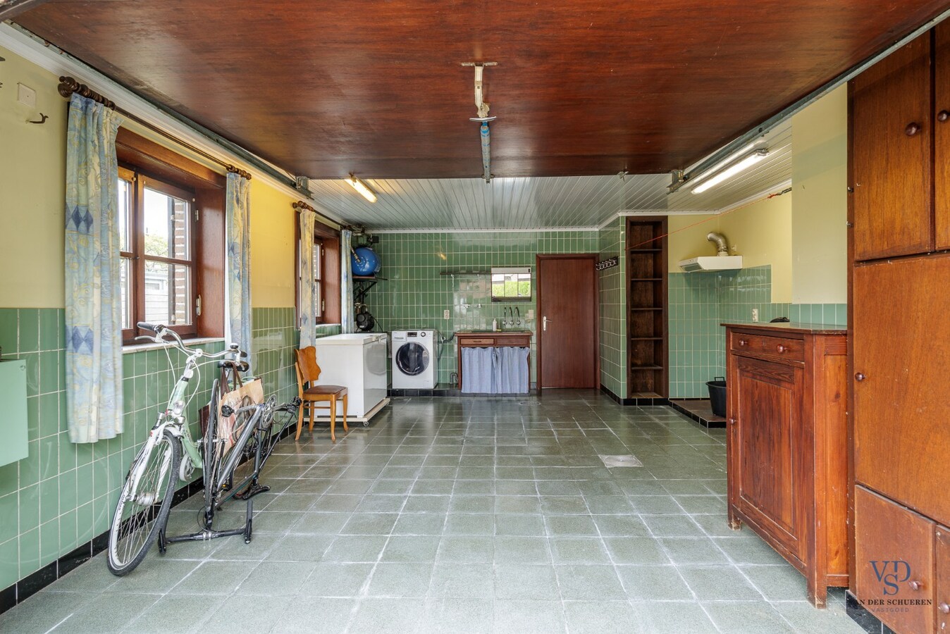 Bijzonder ruime (295m²) gezinswoning in Asper 