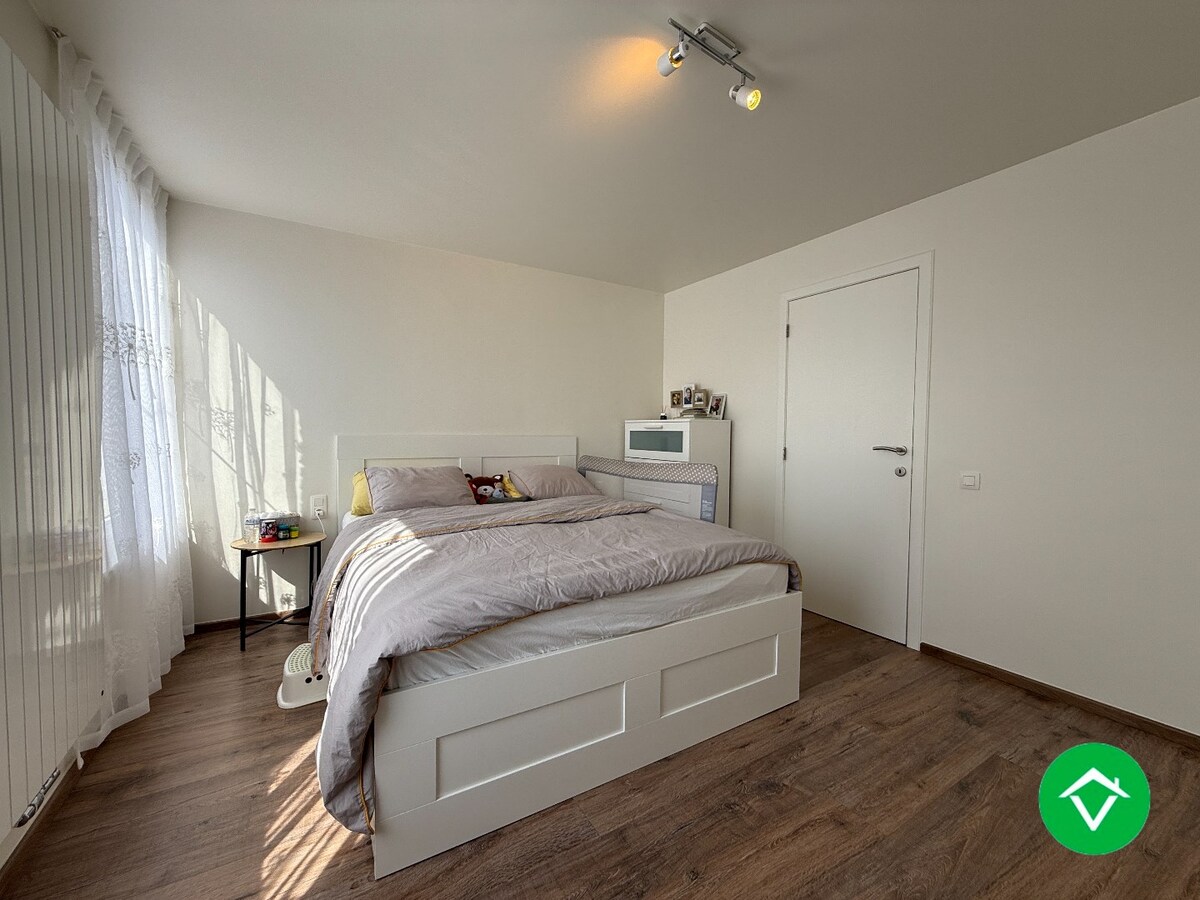 Prachtig gerenoveerde woning met 3 slaapkamers en tuin te Roeselare 