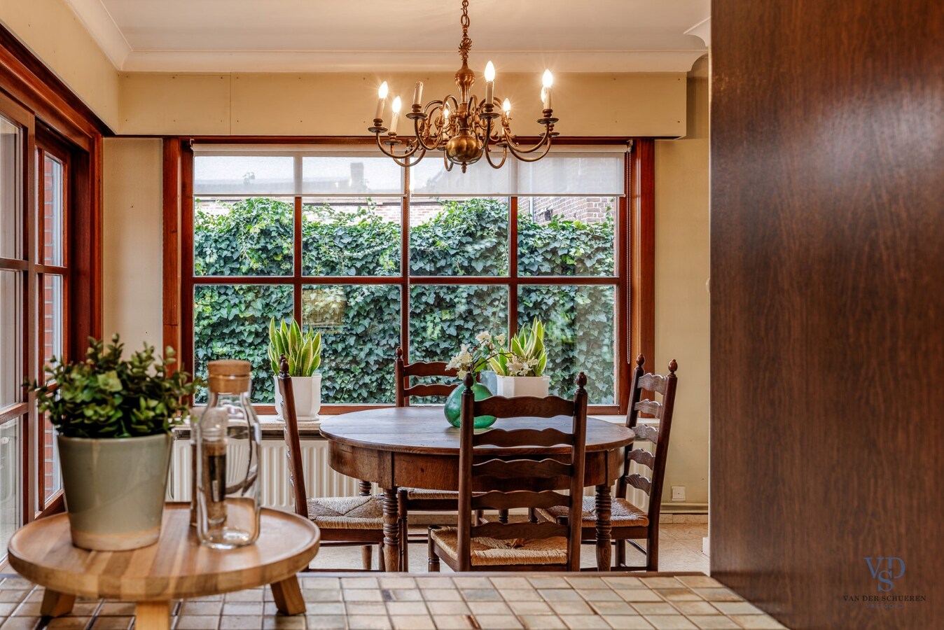 Statige Half Open Bebouwing 