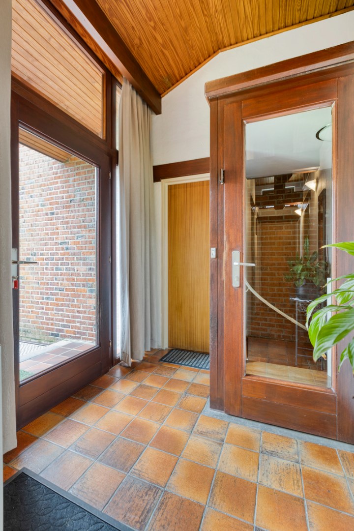 Ruime open bebouwing met zalige tuin in Tongeren-Borgloon 