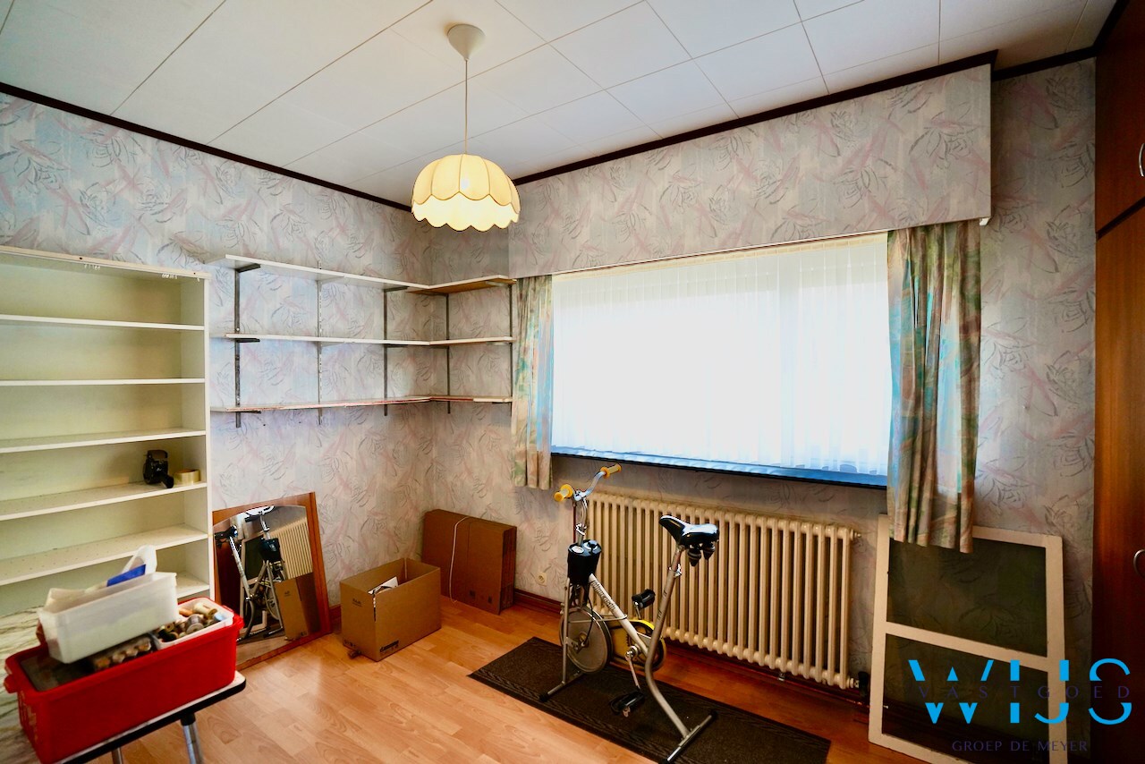 Alleenstaande bungalow op 793m² te Wippelgem ! 