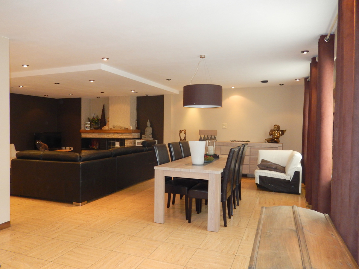 Woning met mogelijkheid tot uitbaten handelspand 