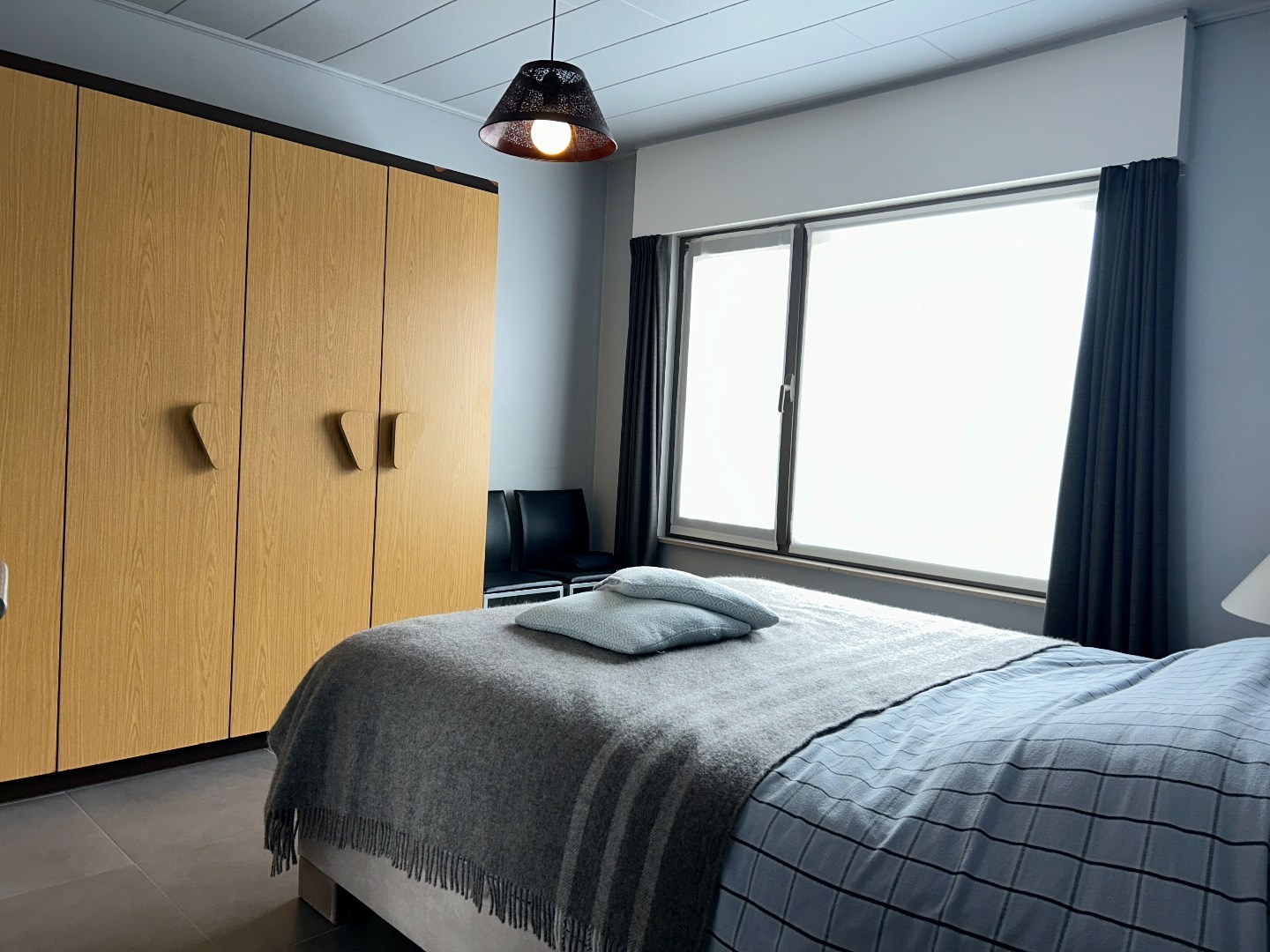 Volledig gerenoveerde woning met winkelruimte, garage en tuin op 1.280m² 