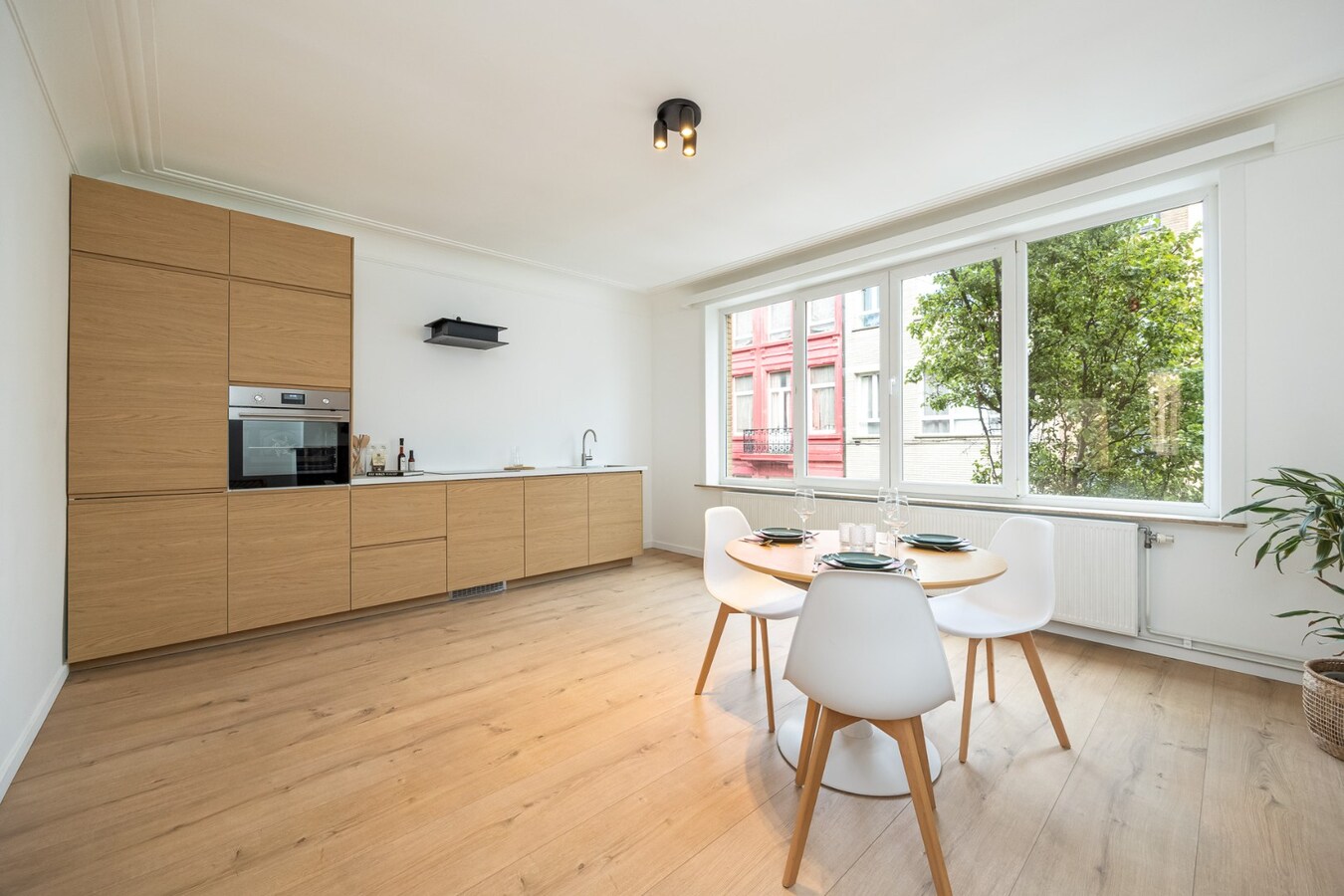 Gerenoveerd 1-slpk appt. met terras te Antwerpen! 