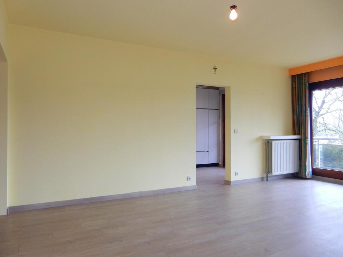 Lichtrijk tweeslaapkamerappartement te Kuurne 