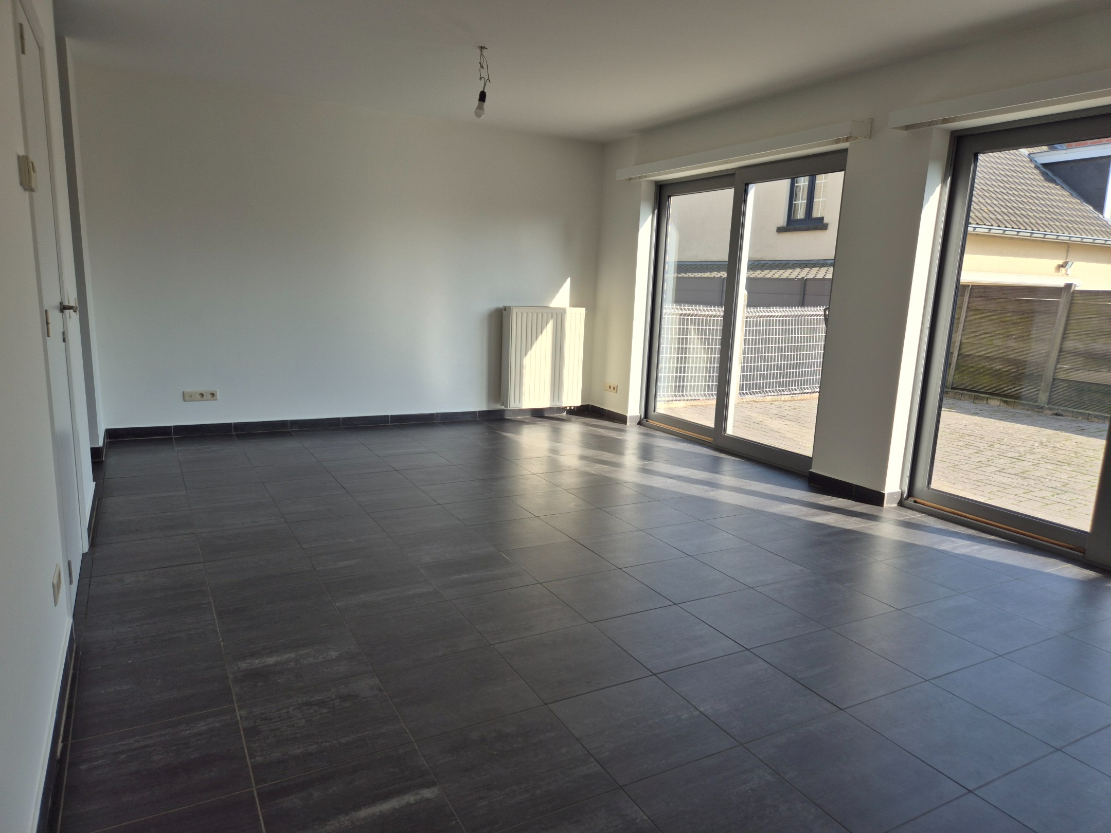 Gelijkvloers appartement met 1 slaapkamer en terras 