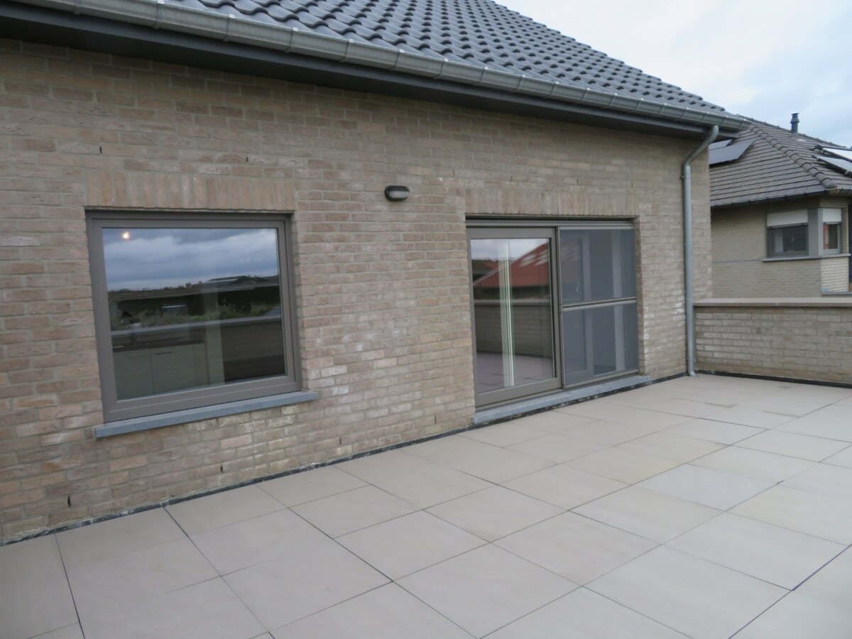 Recent appartement landelijk gelegen op de 1ste en 2de verdieping te Dilsen-Stokkem! 