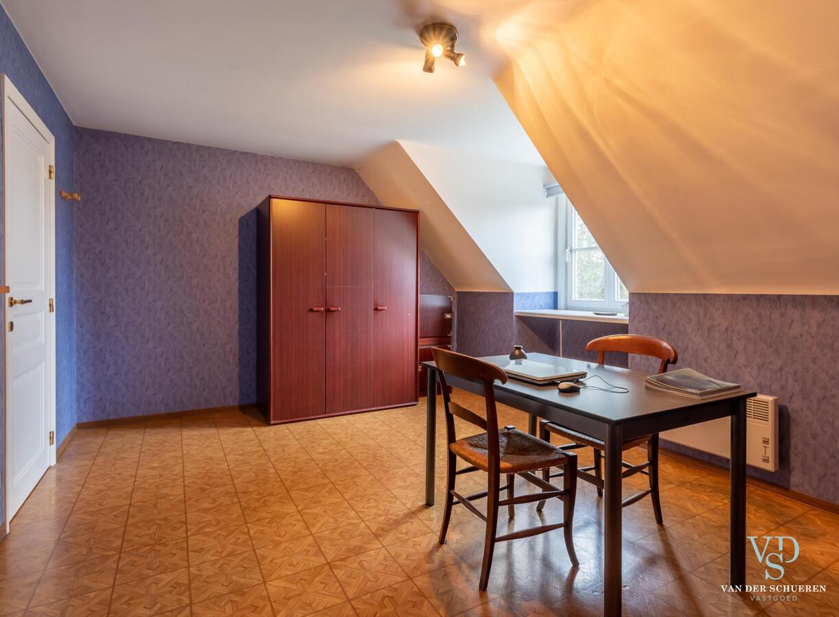 Stijlvolle villa in prachtige, groene omgeving.    Exclusief. 