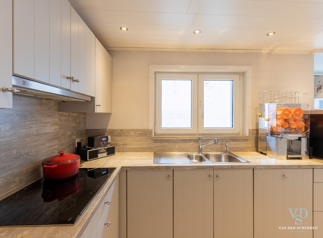 Ruime, gezellige woning met garage én atelier. 