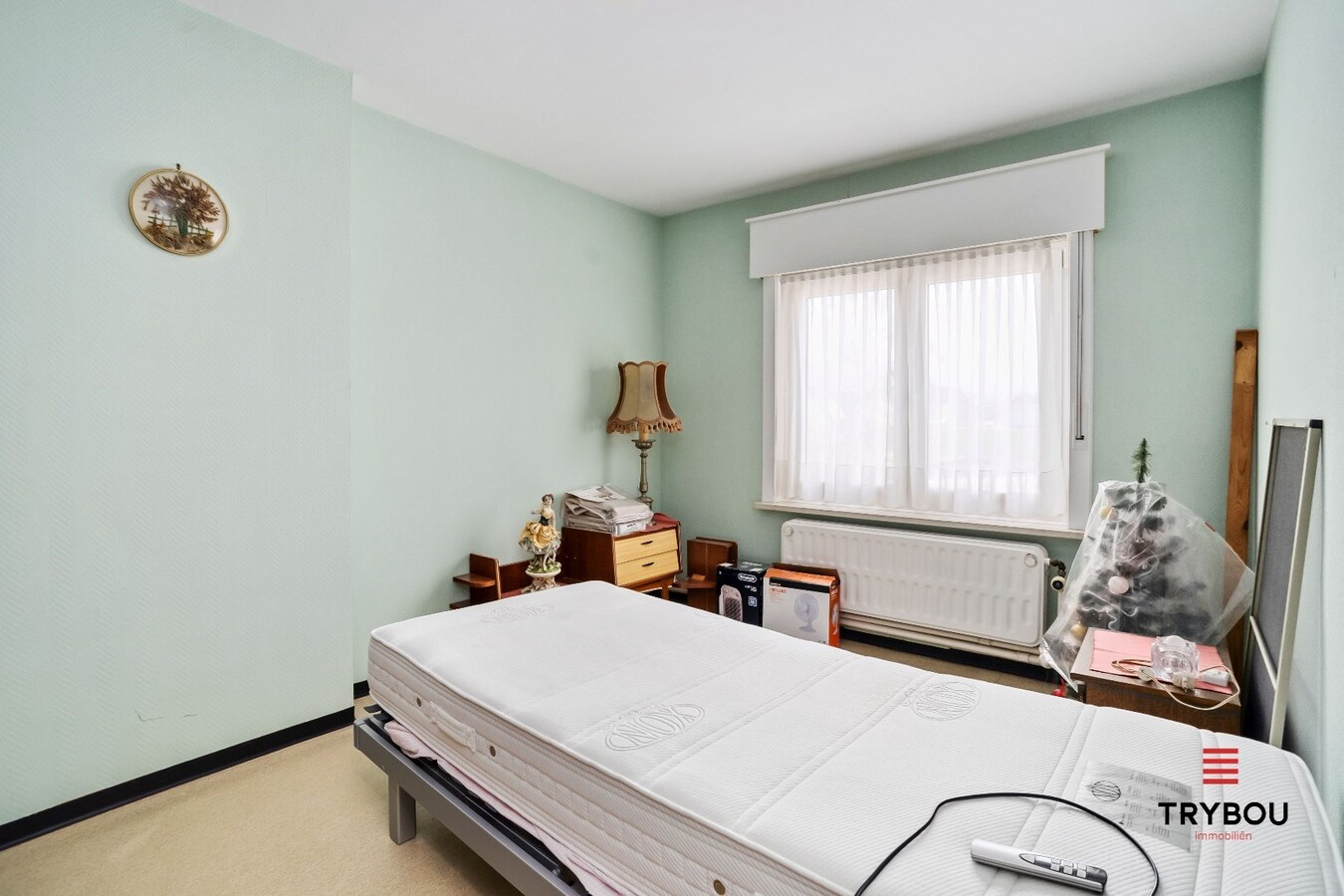 Ruime halfopen woning met 4 slaapkamers en garage 