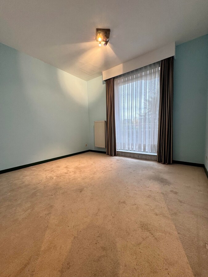 Appartement met 2 slaapkamers en autostandplaats in centrum Leuven 