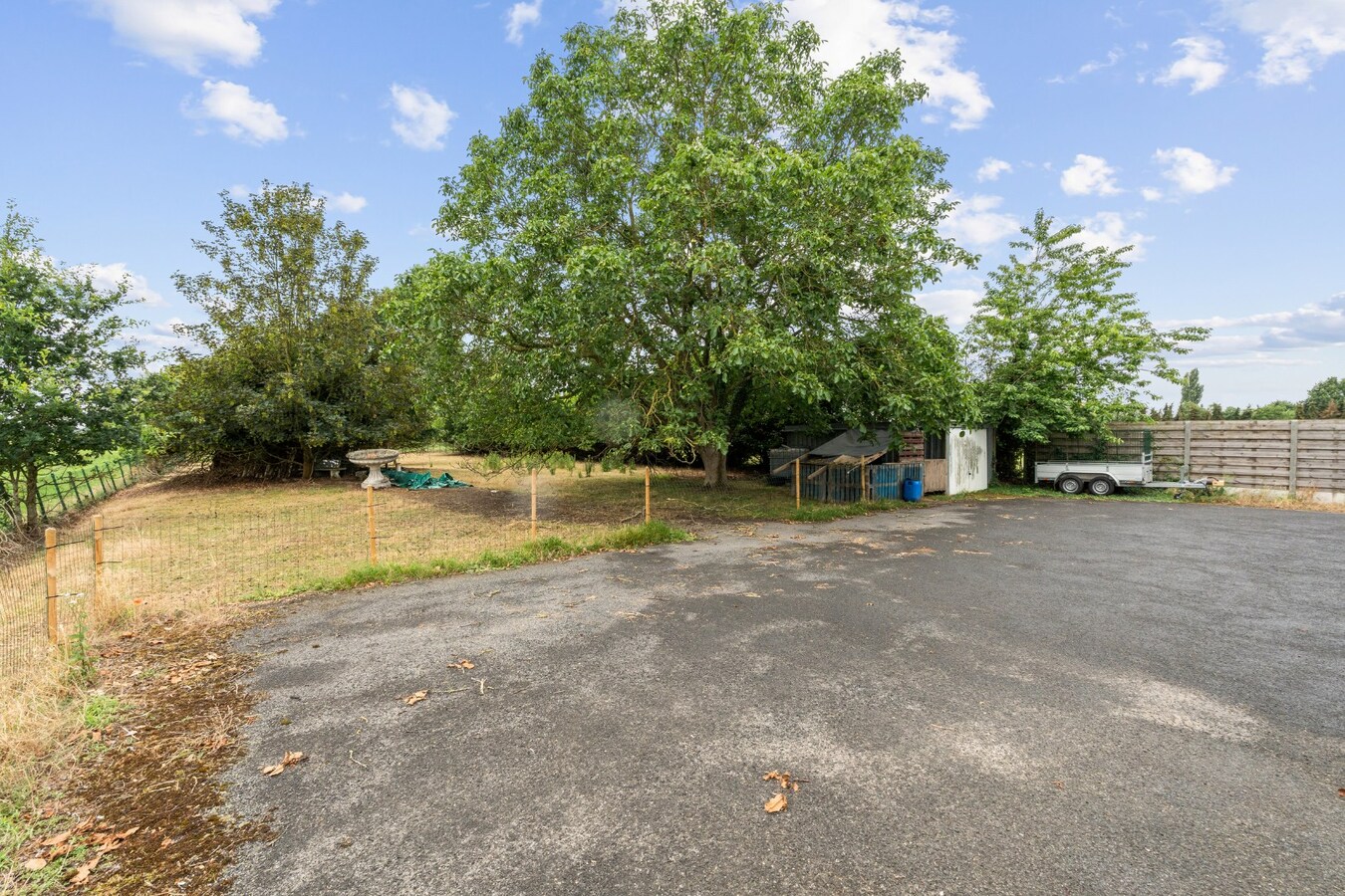 Veelzijdige bedrijfssite (4.082 m²) met 850 m² magazijn 