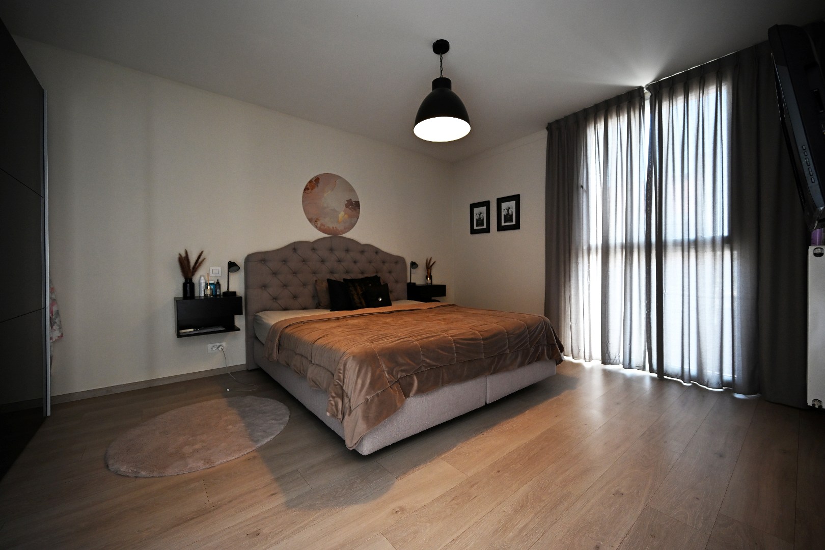Moderne recente woning met 4 slpks, garage en tuintje nabij centrum Maldegem 