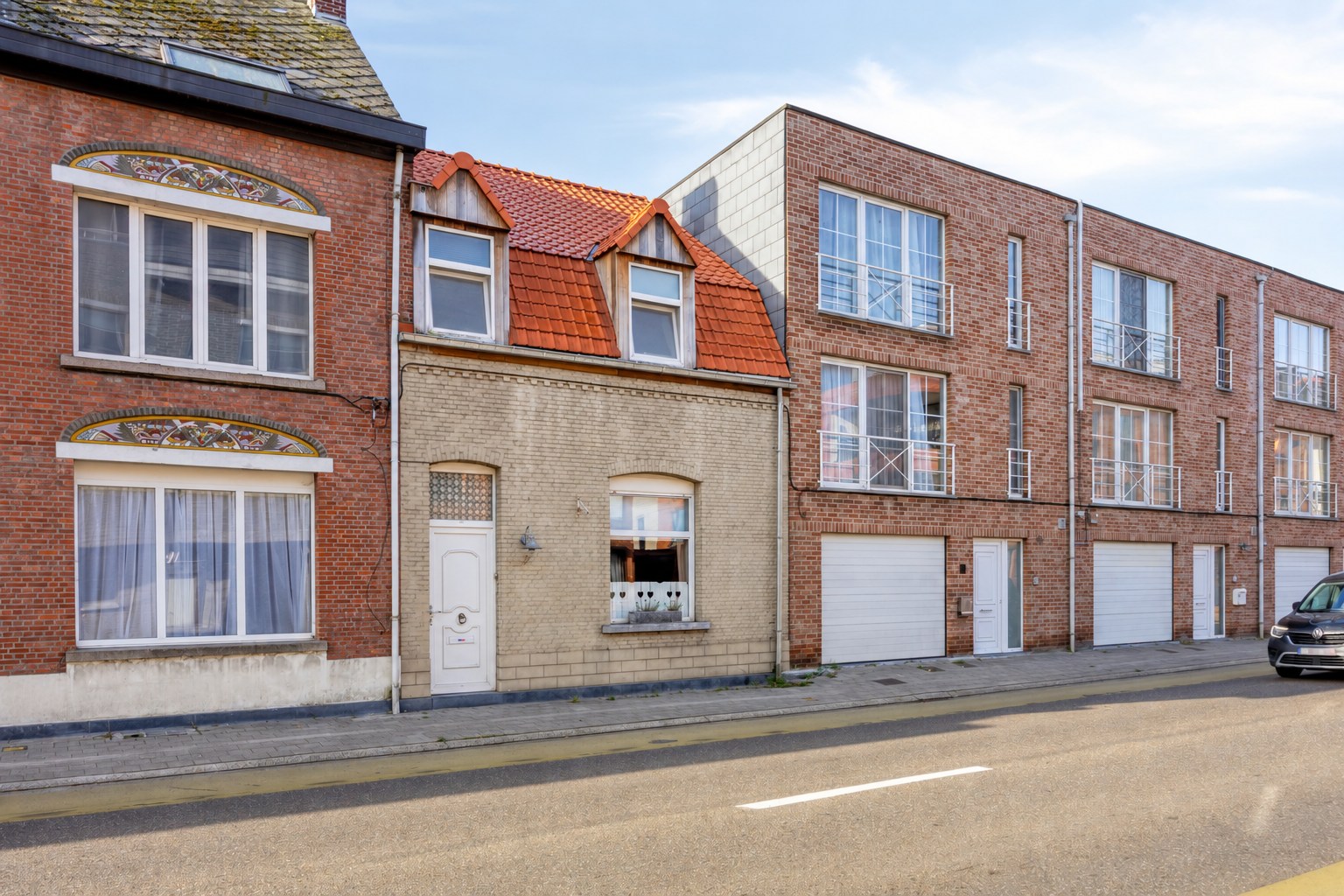 Charmante, instapklare gezinswoning in Mol-centrum 