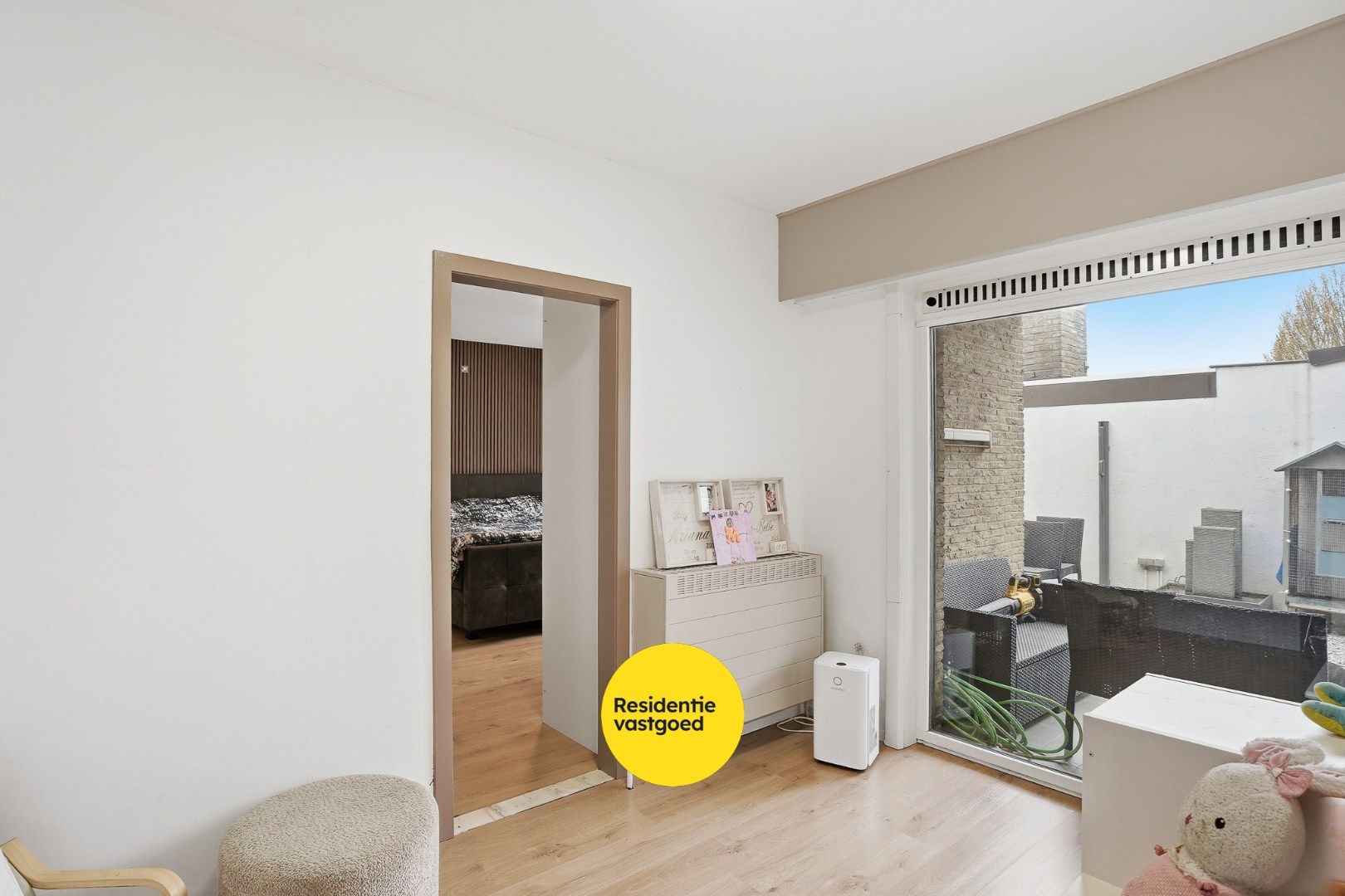 Volledig instapklare bungalow met praktijkruimte 