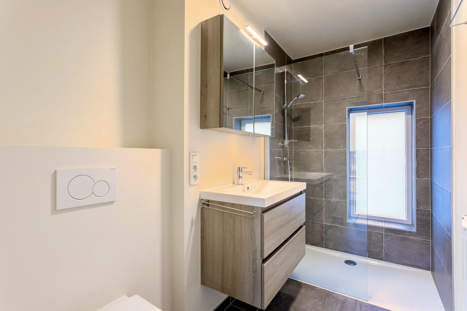 Stijlvol en energiezuinig duplexappartement in Halle 