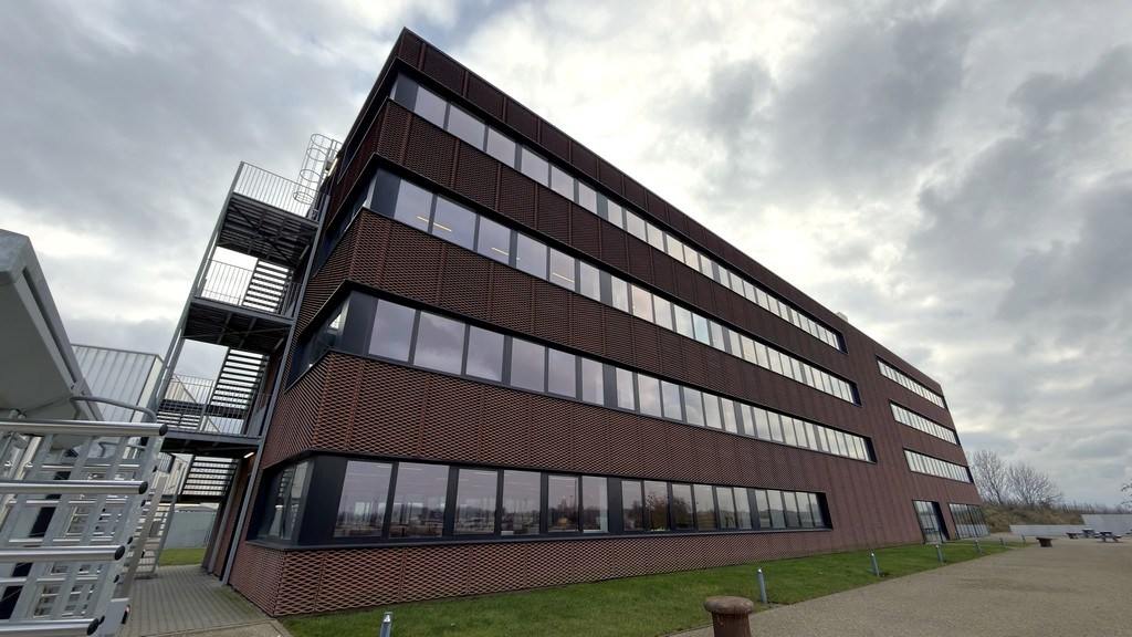 Duurzame kantoren te huur in industriezone te Hoboken