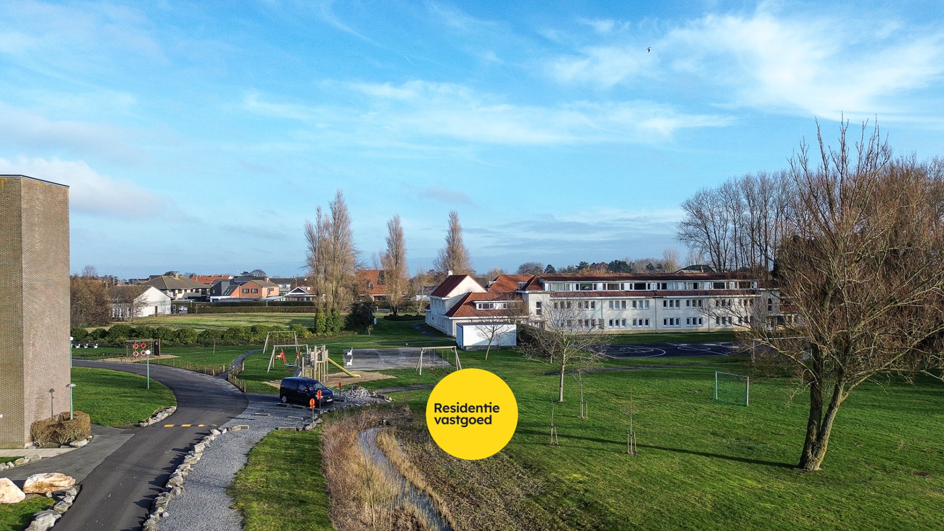 Eénslaapkamerappartement met terras, vlakbij strand en zee! 