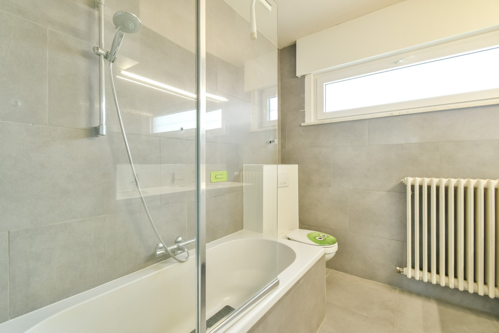 Licht en ruim wonen in Hooglede: instapklare woning! 