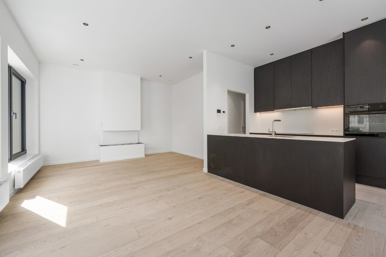 Luxueuze totaalrenovatie | ruim 2 slaapkamer appartement 