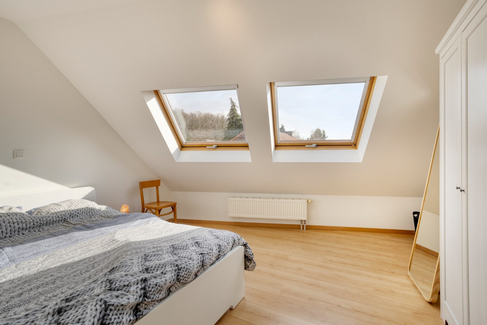 Duplex-appartement met 2 slaapkamers, autostaanplaats, kelderberging en gemeenschappelijke tuin in Kessel-Lo!– EPC 105 kWh/m² - bewoonbare opp. 92 m² 