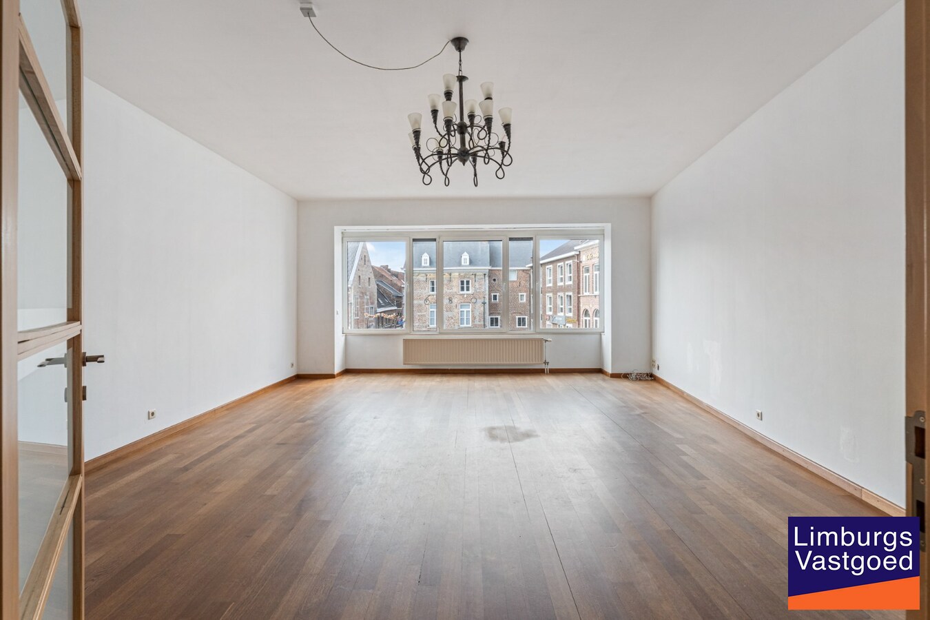 Handelshuis op commerciële topligging aan de Grote Markt 