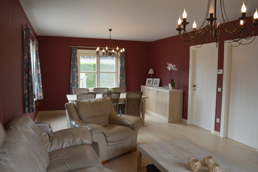 Ruime woning met stalgebouw op 6.723m² te Waarschoot 