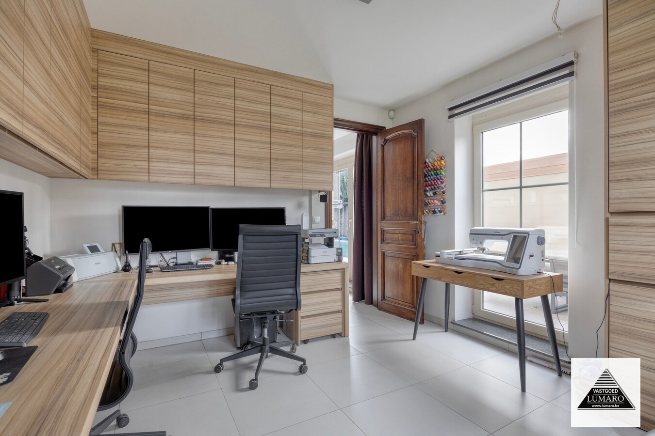 Instapklare villa met zwembad. Landelijke ligging in Leut (Maasmechelen). 