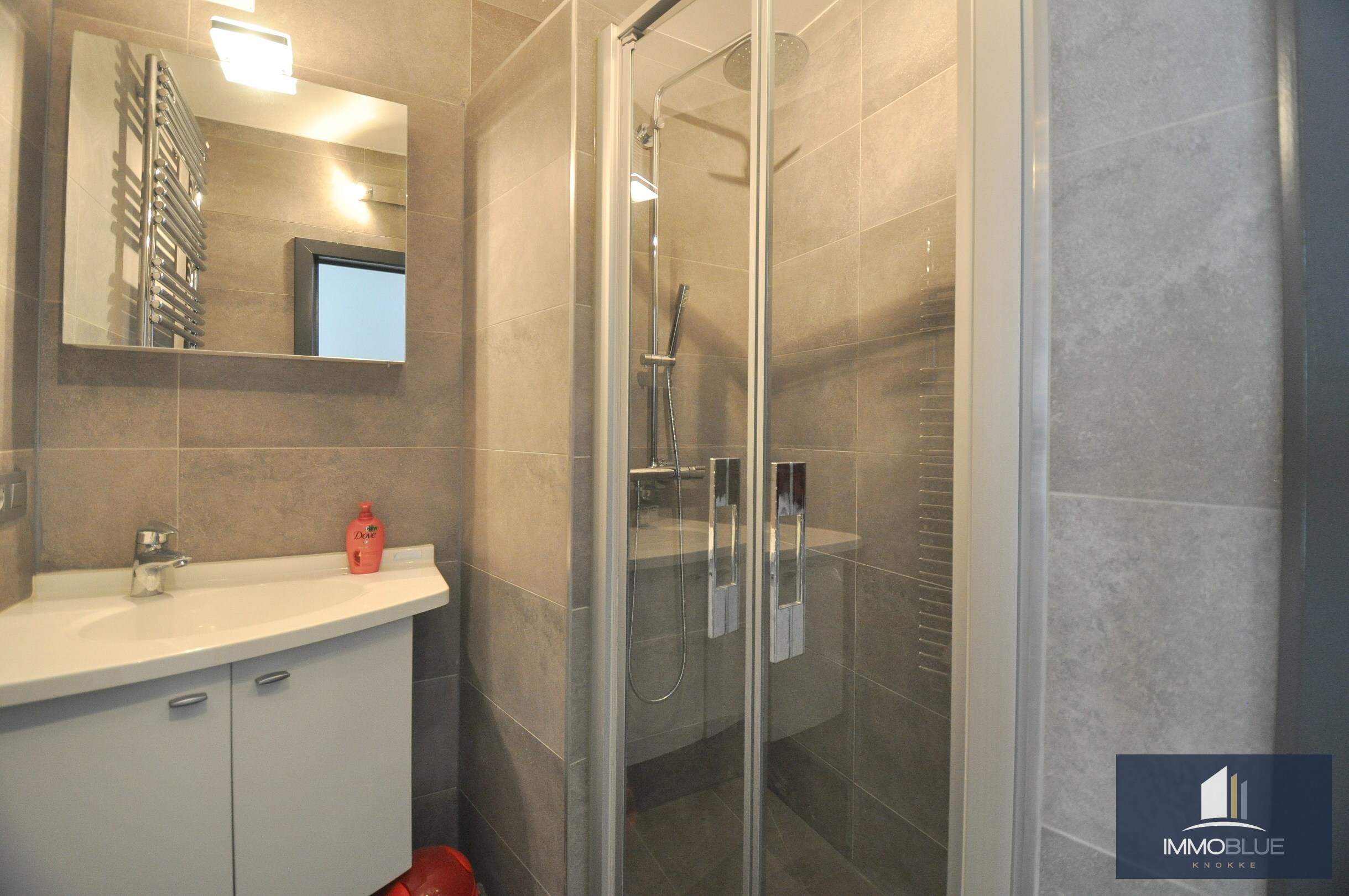 Exclusief: instapklare penthouse met een ruim zonnig terras. 