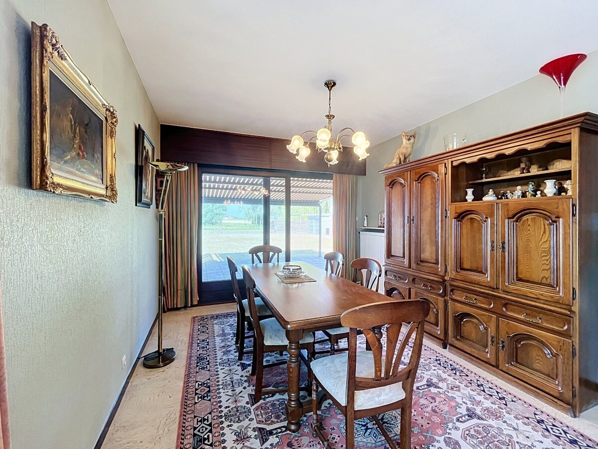 TWEE SLAAPKAMER BUNGALOW TE LIEVEGEM! 