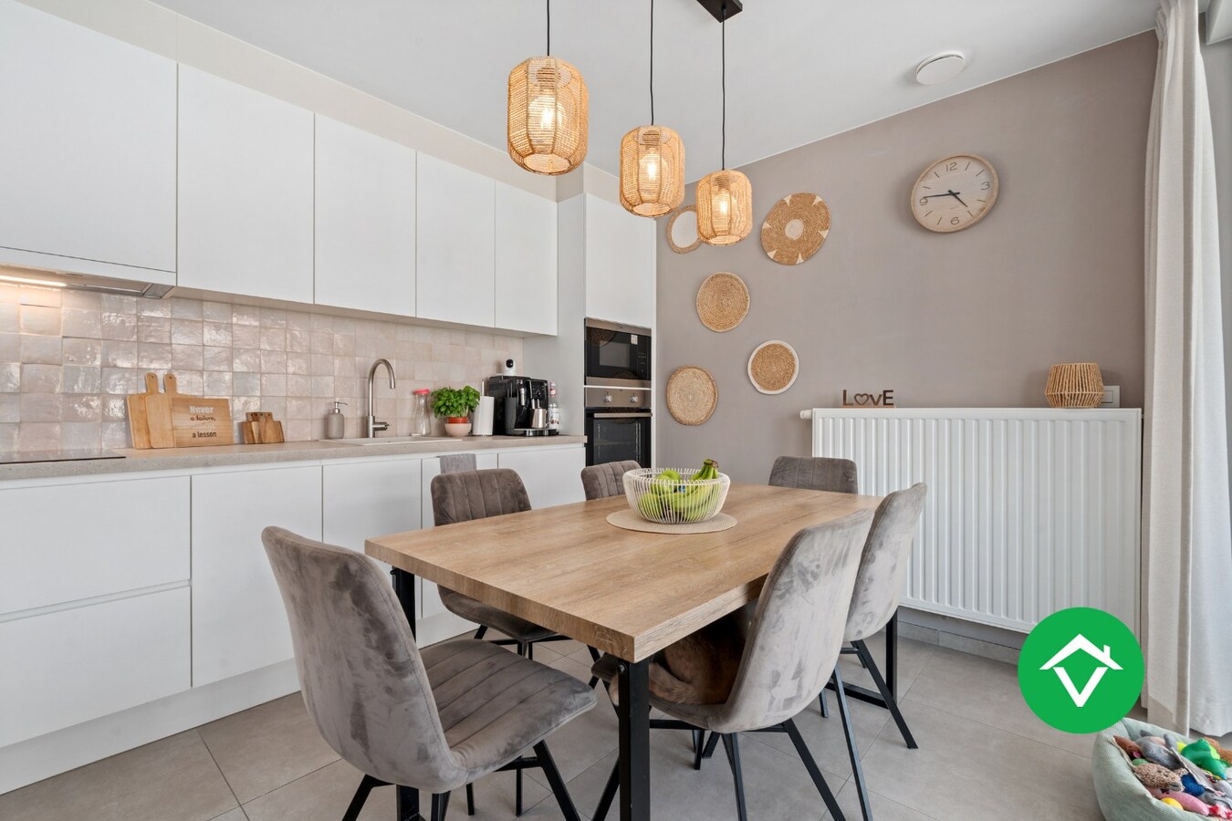 Recent nieuwbouwappartement gelegen op topligging te Eernegem 