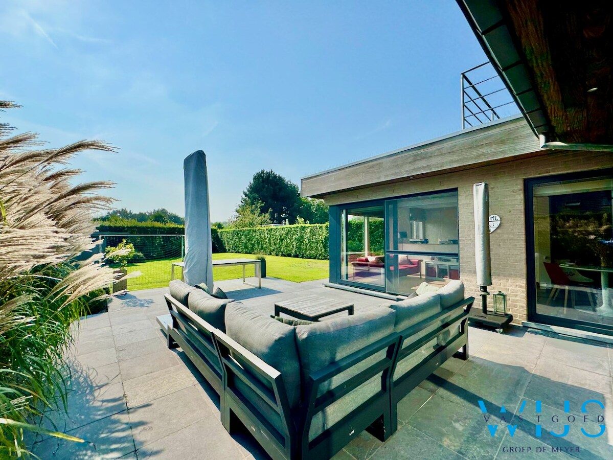 Schitterende gezinswoning op 835 m² te Knesselare 