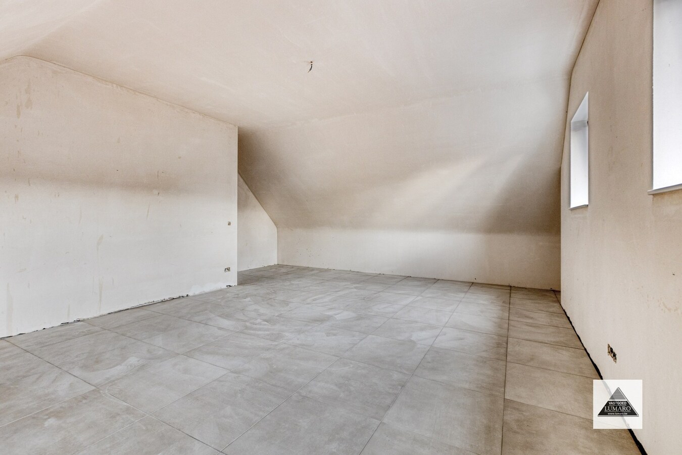 Nieuwbouw :  afgewerkte BEN-woning in hartje Stokkem. (Registratierechten) 