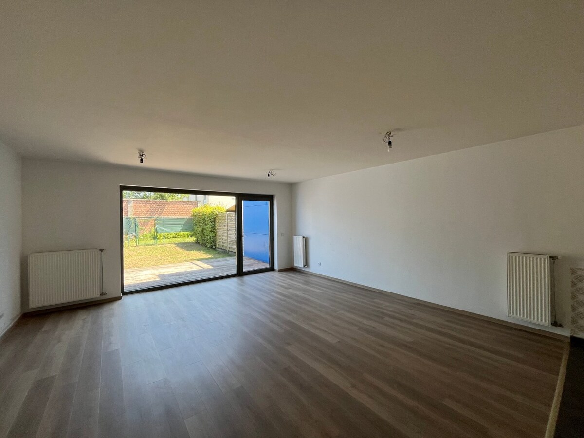 Centrumwoning met tuin, terras én ondergrondse parkeerplaats. 