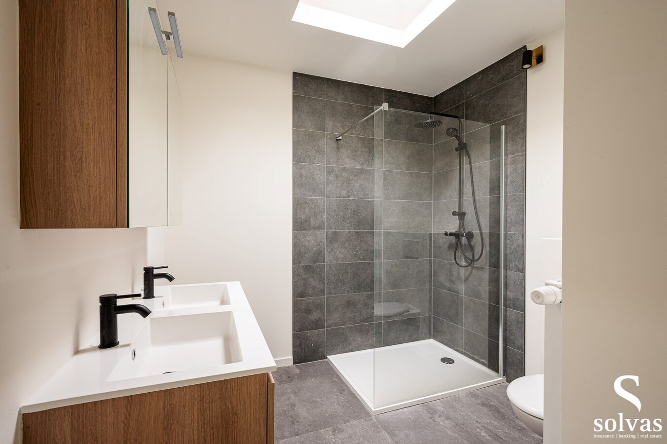 Gerenoveerd appartement te Gent! 