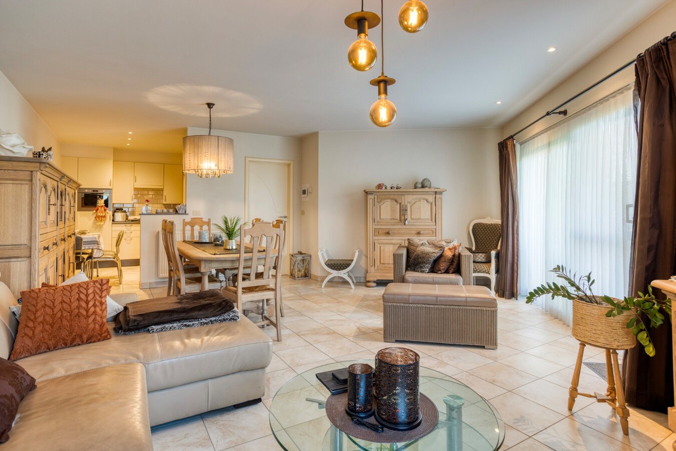 Ruim hoekappartement in recente residentie - instapklaar - 105M2 